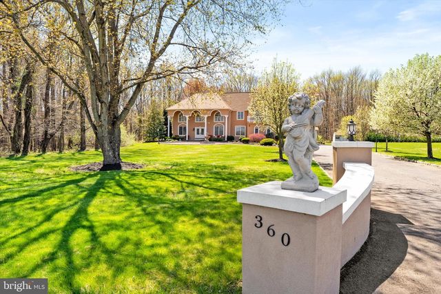 360 GORDON RD, Robbinsville, NJ 08691