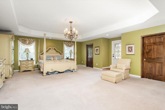 360 GORDON RD, Robbinsville, NJ 08691
