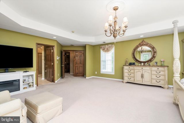 360 GORDON RD, Robbinsville, NJ 08691