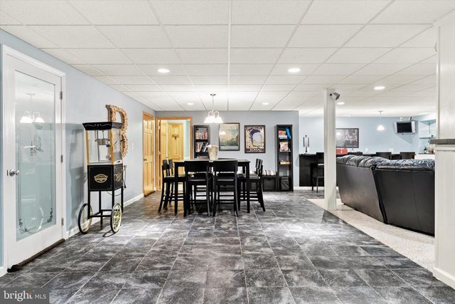 360 GORDON RD, Robbinsville, NJ 08691