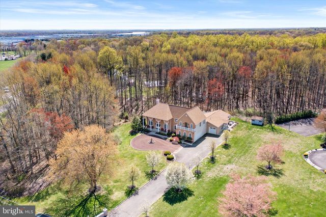 360 GORDON RD, Robbinsville, NJ 08691
