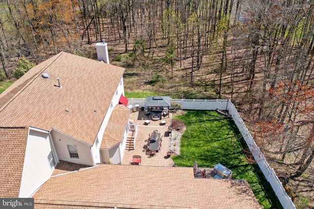 360 GORDON RD, Robbinsville, NJ 08691