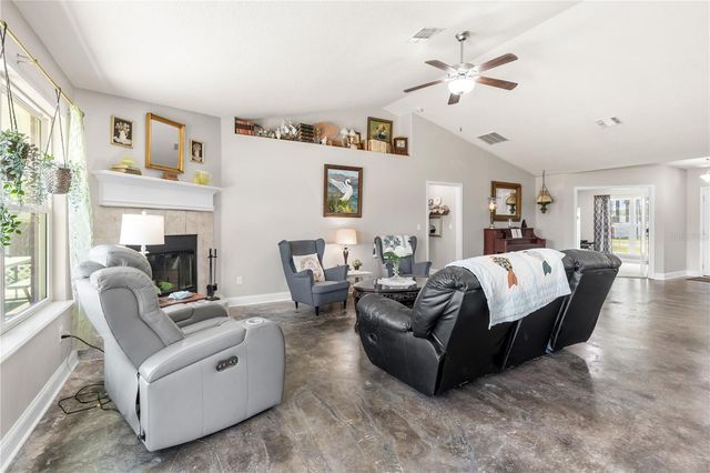 4415 TALL PINES LANE, Middleburg, FL 32068