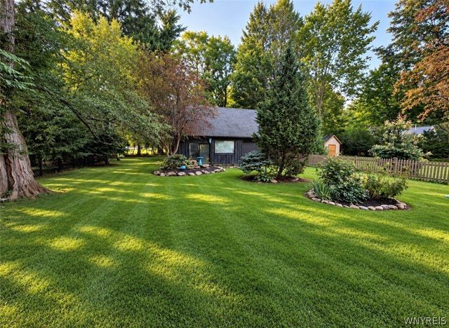 164 Parkdale Avenue, Aurora, NY 14052