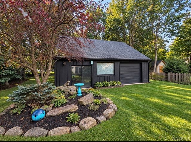164 Parkdale Avenue, Aurora, NY 14052