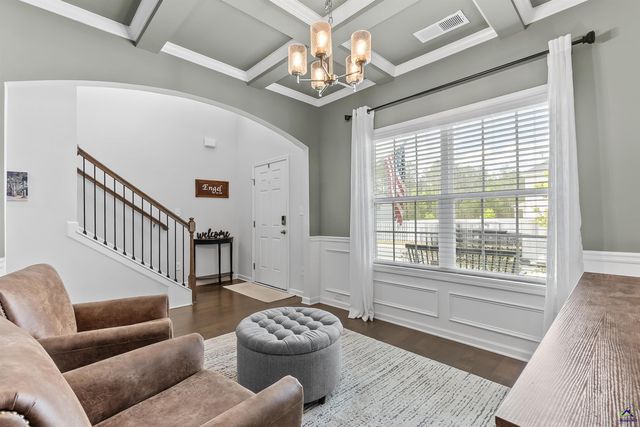 101 Red Cedar Run, Perry, GA 31069