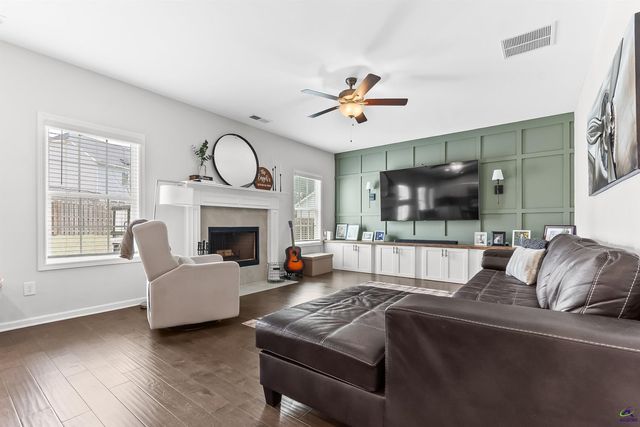 101 Red Cedar Run, Perry, GA 31069