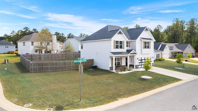 101 Red Cedar Run, Perry, GA 31069