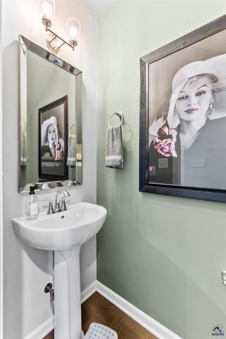 101 Red Cedar Run, Perry, GA 31069