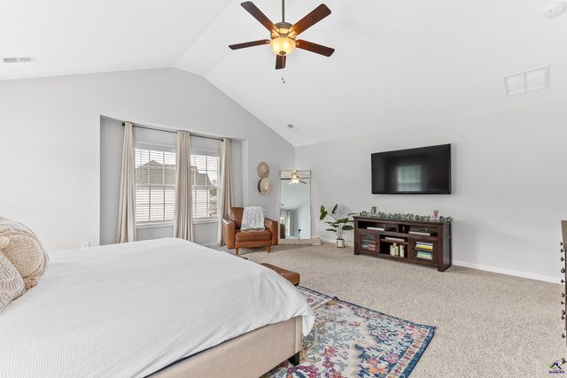 101 Red Cedar Run, Perry, GA 31069