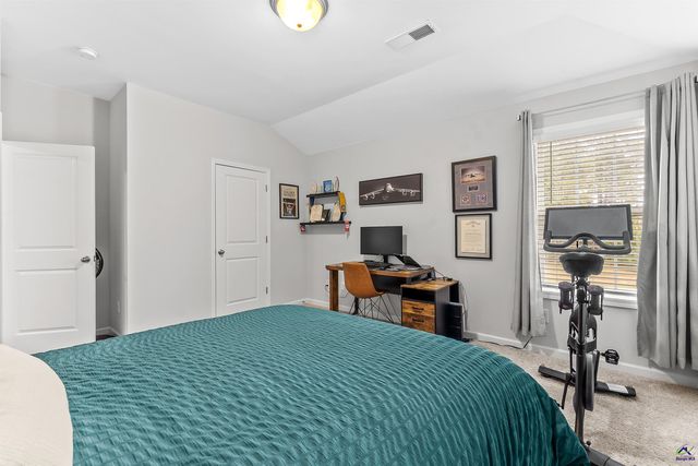 101 Red Cedar Run, Perry, GA 31069