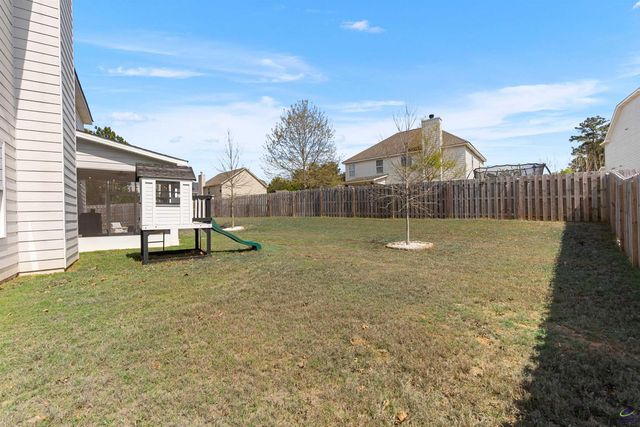 101 Red Cedar Run, Perry, GA 31069