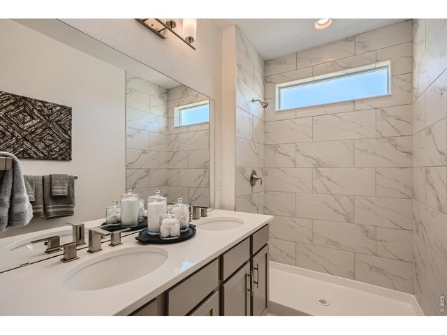 209 Sugar Beet Ln, Berthoud, CO 80513