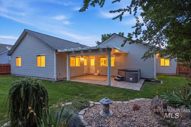 2075 N Springland Pl, Boise, ID 83713