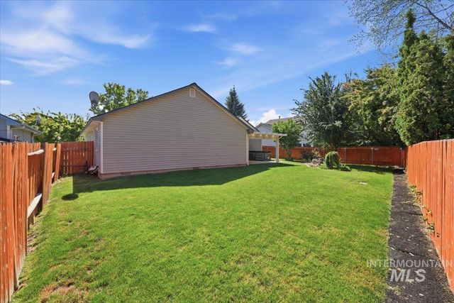 2075 N Springland Pl, Boise, ID 83713