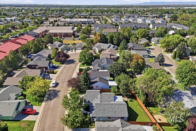 2075 N Springland Pl, Boise, ID 83713