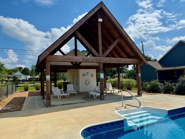 65 Maddox Lane, Chatsworth, GA 30705