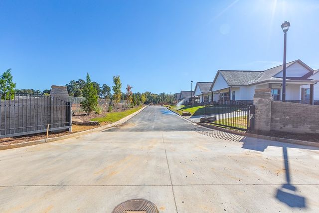 65 Maddox Lane, Chatsworth, GA 30705