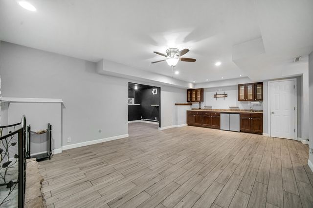 6747 W 450 Road N, Michigan City, IN 46360