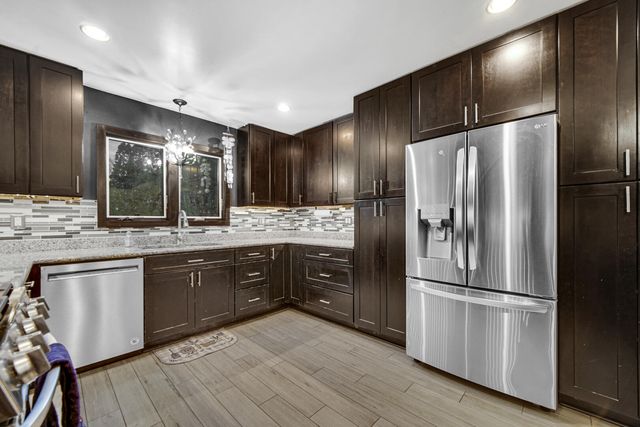 6747 W 450 Road N, Michigan City, IN 46360