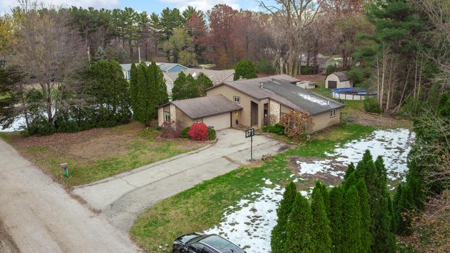 6747 W 450 Road N, Michigan City, IN 46360