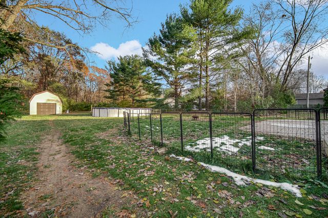 6747 W 450 Road N, Michigan City, IN 46360