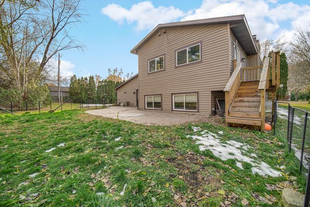 6747 W 450 Road N, Michigan City, IN 46360