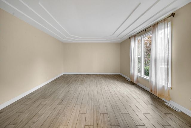 6747 W 450 Road N, Michigan City, IN 46360