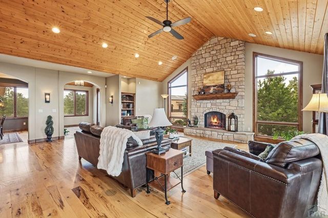4330 Ridgeway Ln, Colorado Springs, CO 80908