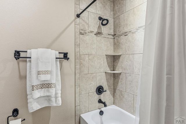 4330 Ridgeway Ln, Colorado Springs, CO 80908