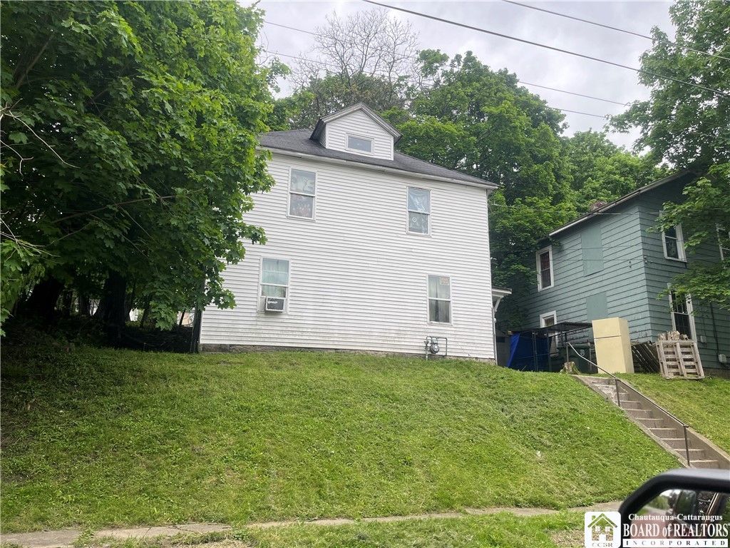 176 Barrows Street, Jamestown, NY 14701