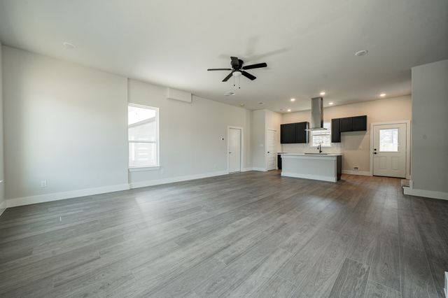101 Burnett Street, Terrell, TX 75160