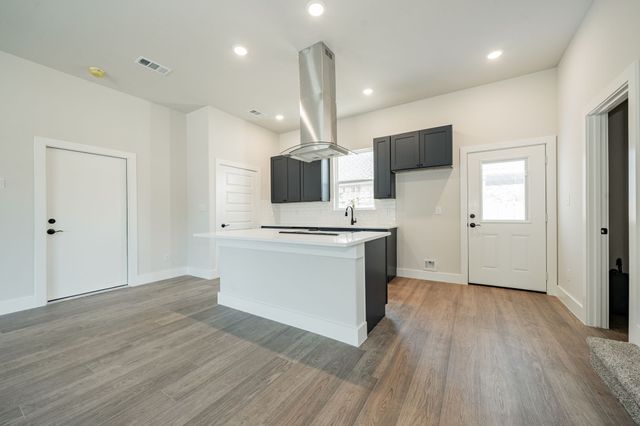 101 Burnett Street, Terrell, TX 75160