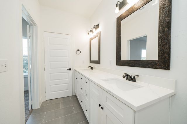101 Burnett Street, Terrell, TX 75160