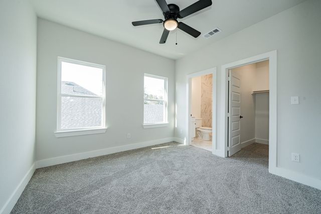 101 Burnett Street, Terrell, TX 75160