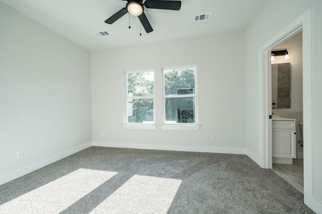 101 Burnett Street, Terrell, TX 75160
