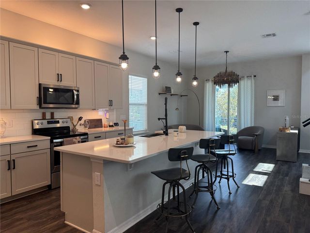 10439 AUSTRINA OAK LOOP, Winter Garden, FL 34787