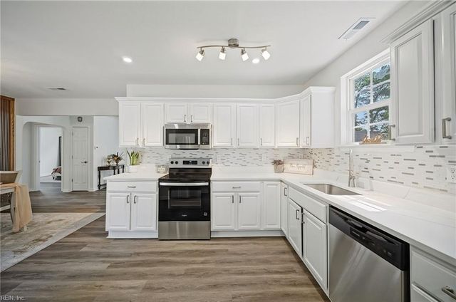 2604 Elkhart ST, Chesapeake, VA 23323