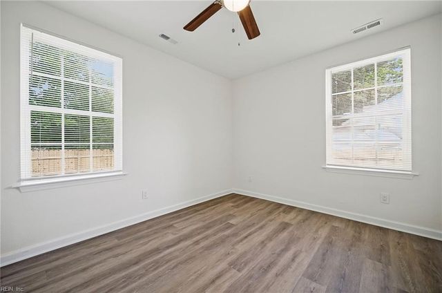 2604 Elkhart ST, Chesapeake, VA 23323