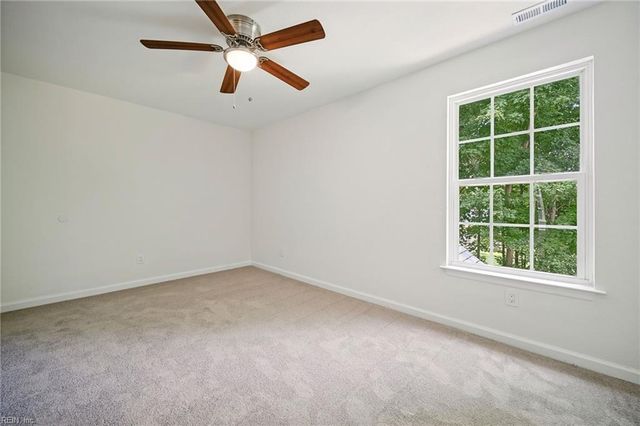 2604 Elkhart ST, Chesapeake, VA 23323