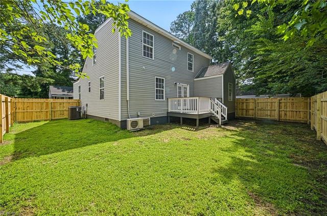 2604 Elkhart ST, Chesapeake, VA 23323