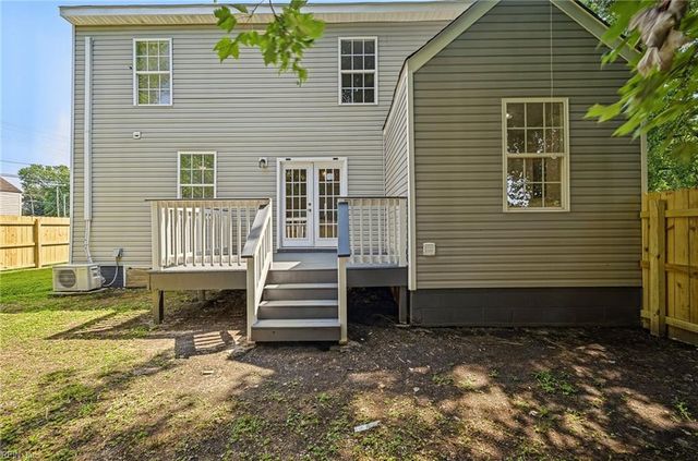2604 Elkhart ST, Chesapeake, VA 23323