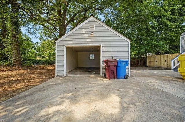 2604 Elkhart ST, Chesapeake, VA 23323