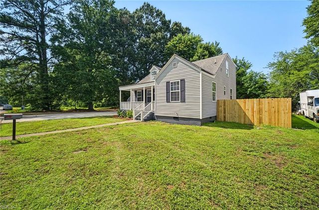 2604 Elkhart ST, Chesapeake, VA 23323