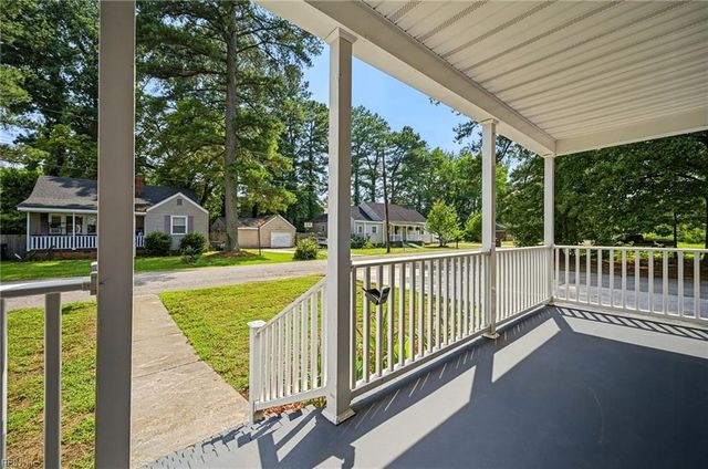2604 Elkhart ST, Chesapeake, VA 23323