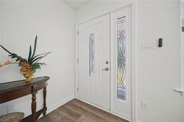 2604 Elkhart ST, Chesapeake, VA 23323