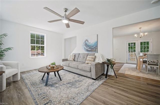 2604 Elkhart ST, Chesapeake, VA 23323