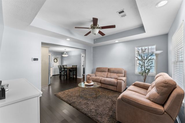 502 Royal Avenue, Grand Prairie, TX 75051