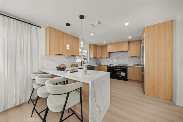 7839 W 80th Street, Playa Del Rey, CA 90293