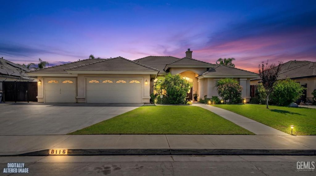 8116 Rockhampton Drive, Bakersfield, CA 93313